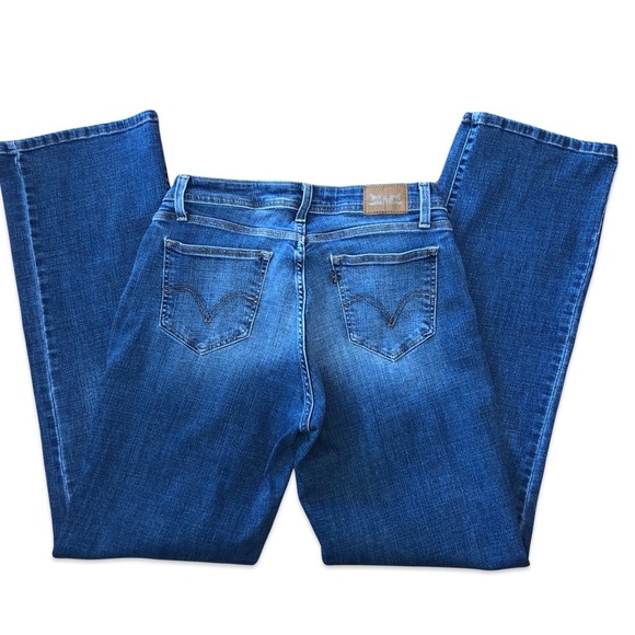 EUC Levis 529 Curvy Boot Cut Stretch Medium Wash - Picture 4 of 11